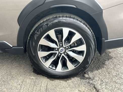 Certified 2024 Subaru Outback Limited AWD/4WD image 11