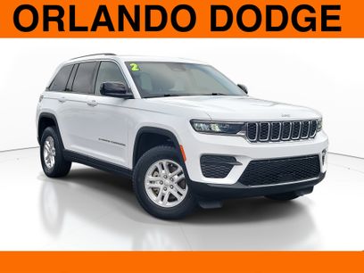 Used 2022 Jeep Grand Cherokee Laredo w/ Luxury Tech Group I