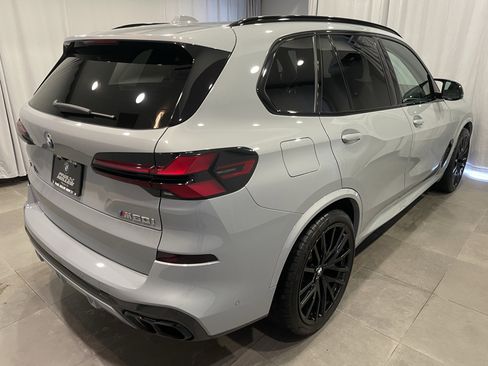 Used 2024 BMW X5 M60i image 7