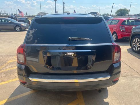 Used 2015 Jeep Compass High Altitude FWD image 5