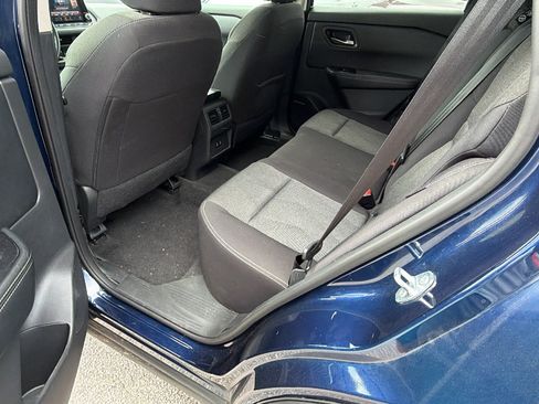 Used 2024 Nissan Rogue SV AWD/4WD image 23