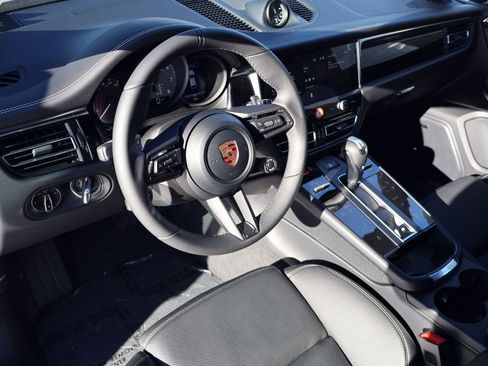New 2026 Porsche Macan S image 4