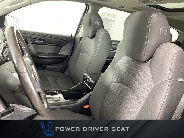 Used 2016 Chevrolet Traverse LT w/ Style and Technology Package FWD image 16