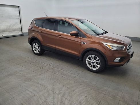Used 2017 Ford Escape SE FWD image 11