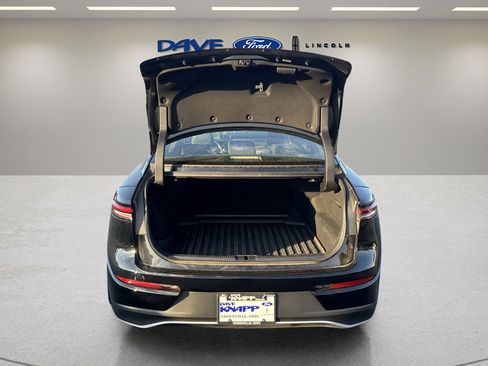 Used 2023 Toyota Crown XLE image 16