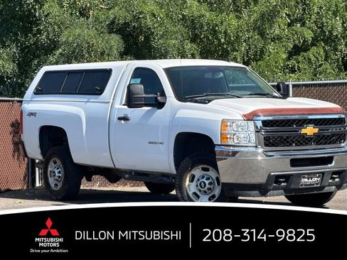 Used 2014 Chevrolet Silverado 2500 W/T AWD/4WD image 2