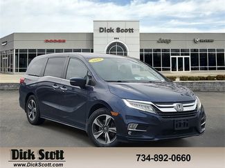 Used 2019 Honda Odyssey Touring video 1