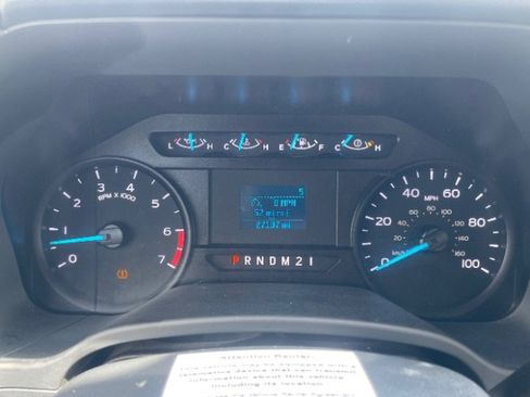 Used 2022 Ford F250 XL w/ Power Equipment Group RWD image 10
