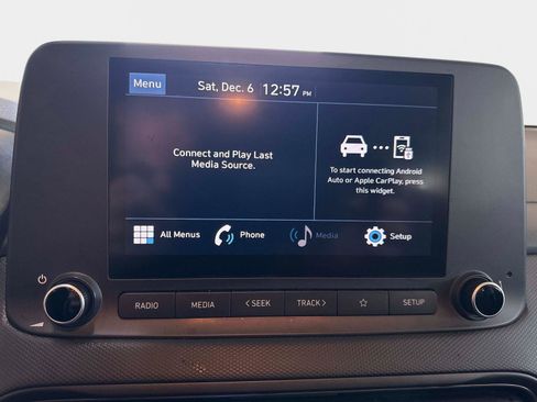 Used 2023 Hyundai Kona SE image 23