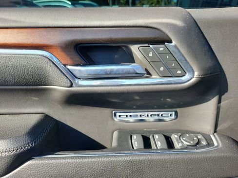 Used 2024 GMC Sierra 1500 Denali w/ Technology Package image 20