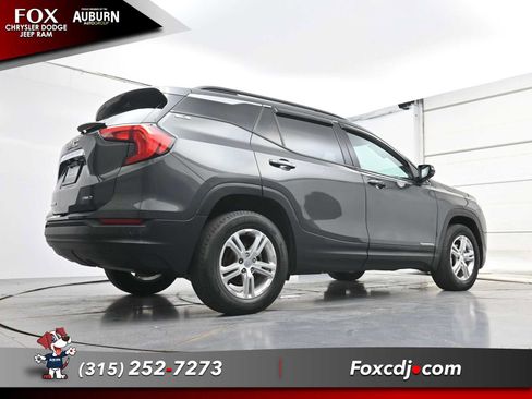 Used 2020 GMC Terrain SLE w/ Driver Convenience Package AWD/4WD image 32