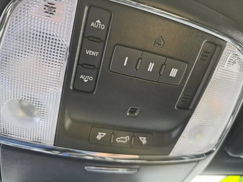 Used 2020 Dodge Durango GT w/ Blacktop Package AWD/4WD image 20