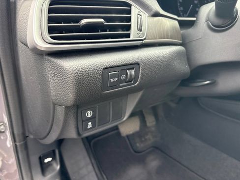 Used 2018 Honda Accord EX-L image 18