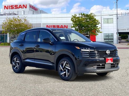 New 2026 Nissan Kicks SV image 5