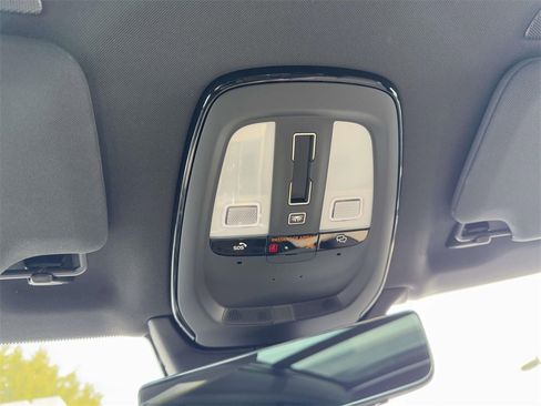 Used 2026 Volvo XC90 B6 Plus w/ Protection Package image 30