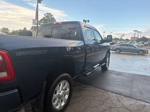 Used 2024 RAM 2500 Laramie w/ Sport Appearance Package AWD/4WD image 4