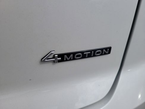 Used 2023 Volkswagen Atlas Cross Sport SEL image 9