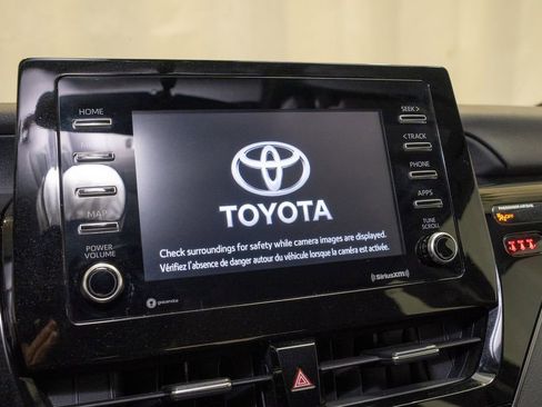 Used 2023 Toyota Camry SE image 11