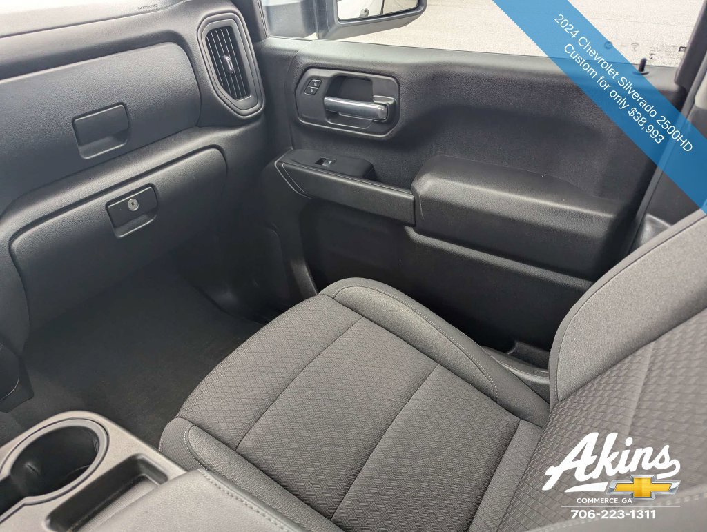 Used 2024 Chevrolet Silverado 2500 Custom w/ Custom Convenience Package AWD/4WD image 17
