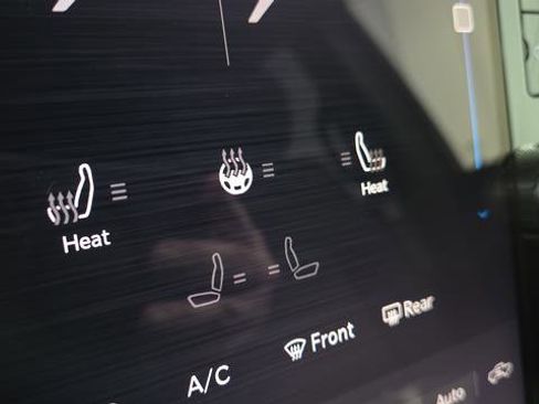 New 2026 RAM 1500 4x4 Crew Cab image 34