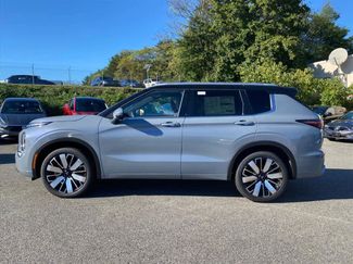 New 2025 Mitsubishi Outlander SEL video 2