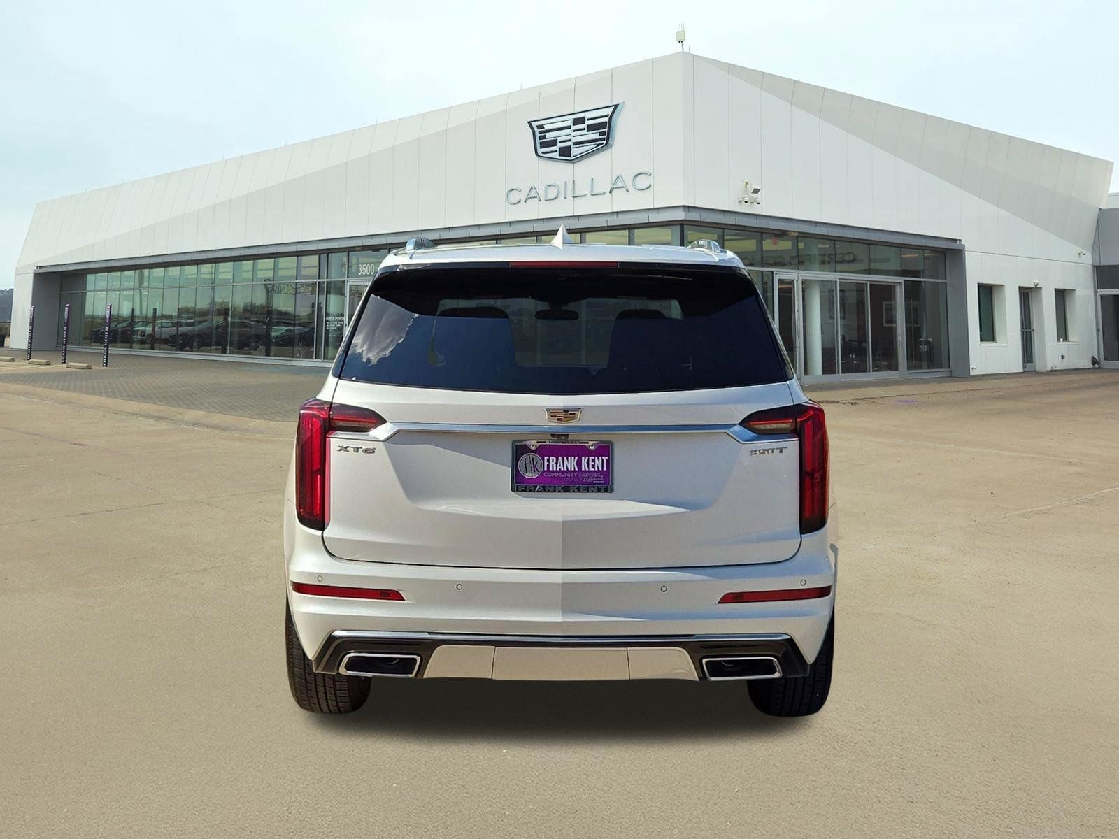 Used 2023 Cadillac XT6 Luxury FWD image 5
