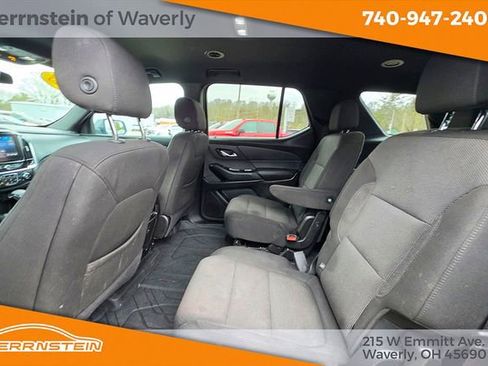 Used 2023 Chevrolet Traverse LT image 24