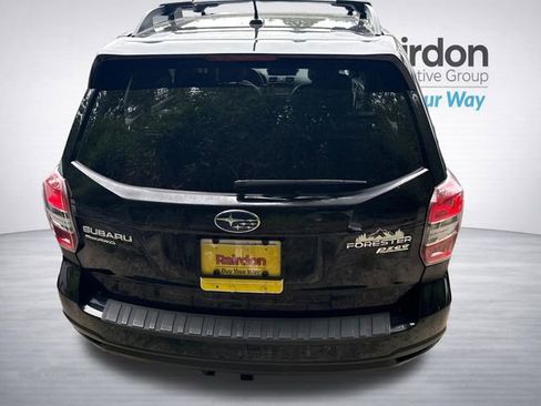 Used 2014 Subaru Forester 2.5i Touring AWD/4WD image 7