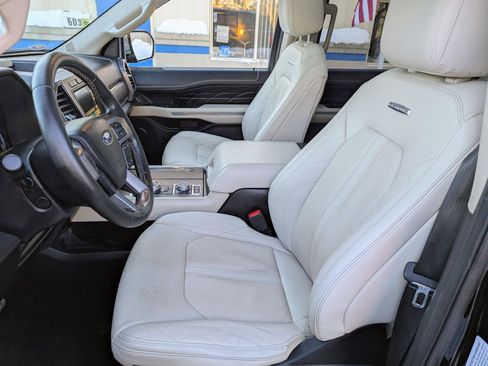 Used 2018 Ford Expedition Max Platinum image 4