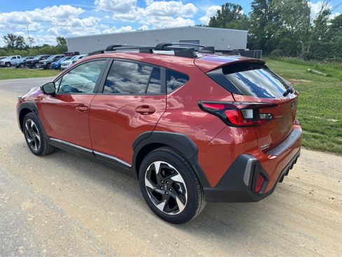 Used 2024 Subaru Crosstrek 2.5i Limited w/ Popular Package #3A AWD/4WD image 7