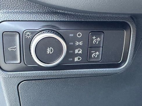 New 2025 Ford Explorer Active w/ Active Comfort Package image 10