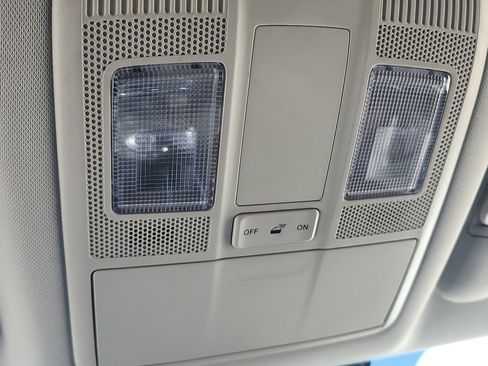 Used 2022 MAZDA CX-9 Touring image 31