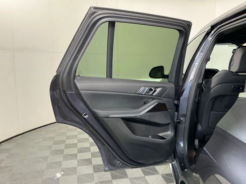 Used 2019 BMW X5 xDrive40i w/ Convenience Package AWD/4WD image 10
