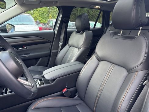 Used 2025 MAZDA CX-50 AWD 2.5 Hybrid w/ Premium Pkg image 4