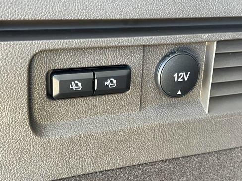 Used 2022 Lincoln Nautilus Reserve image 34