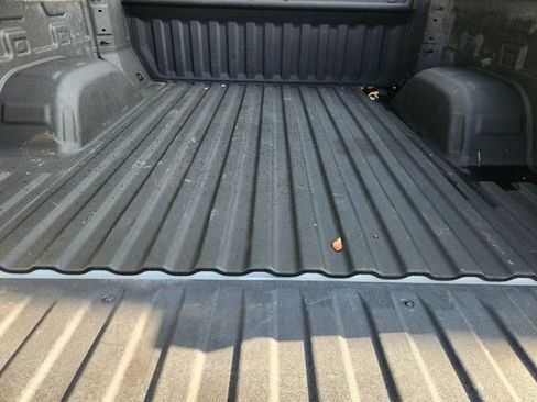 Used 2023 Chevrolet Silverado 1500 Custom image 33