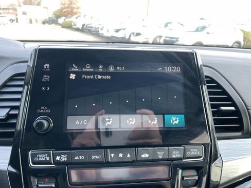 Used 2021 Honda Odyssey Elite image 36