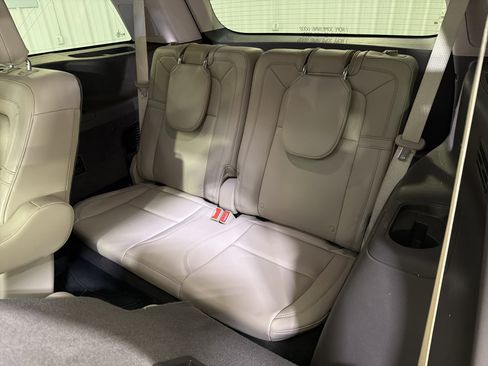 Used 2023 Lincoln Aviator Reserve w/ Equipment Group 201A image 13