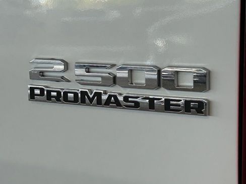 Used 2024 RAM ProMaster 2500 w/ Convenience Group FWD image 26