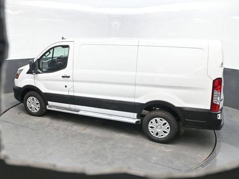 Used 2025 Ford Transit 250 Low Roof w/ Exterior Upgrade Package RWD image 33