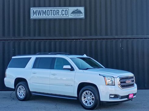 Used 2019 GMC Yukon XL SLT w/ Open Road Package AWD/4WD image 1
