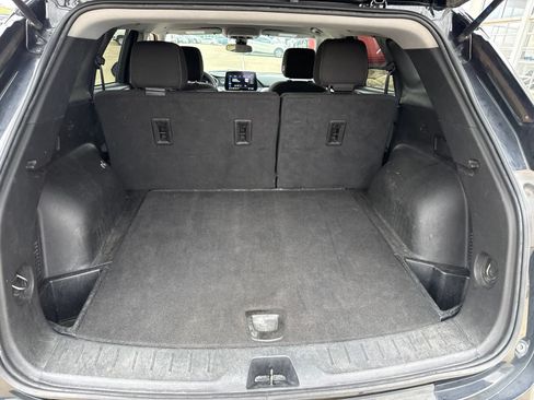 Used 2023 Chevrolet Blazer LT FWD image 10