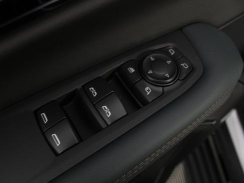 New 2026 GMC Yukon XL AT4 image 19