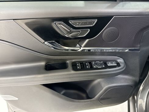 New 2026 Lincoln Corsair Premiere AWD/4WD image 12