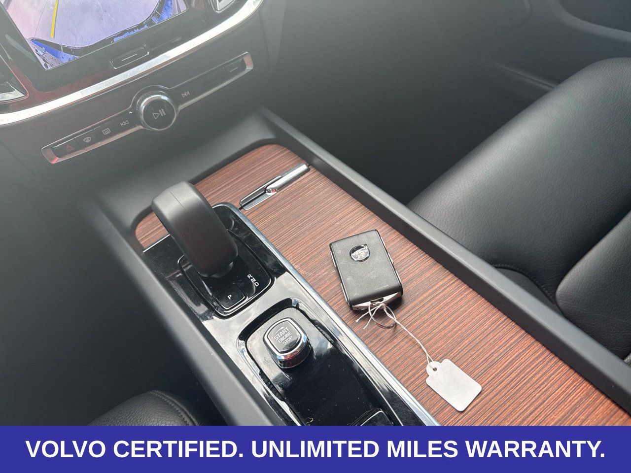 Used 2024 Volvo S60 B5 Plus FWD image 27