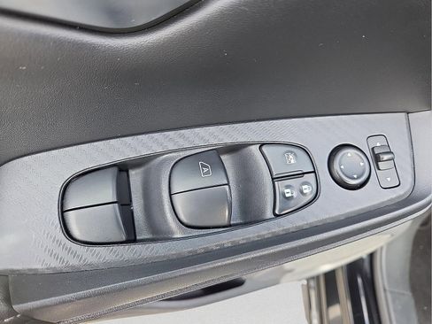 Used 2022 Nissan Sentra S image 13