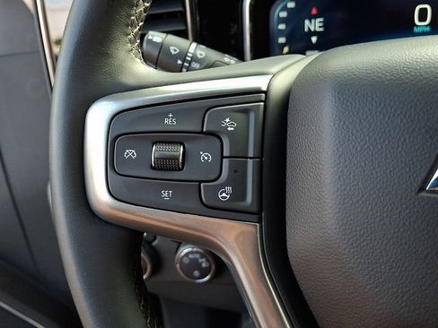 Used 2023 Chevrolet Silverado 1500 LT AWD/4WD image 32