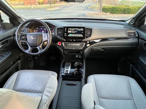 Used 2019 Honda Passport Touring image 13
