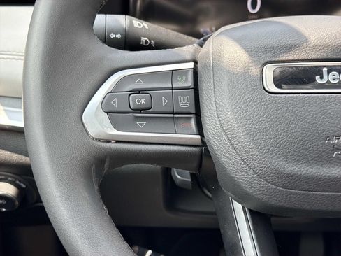 Used 2025 Jeep Compass Limited w/ Elite Group AWD/4WD image 15