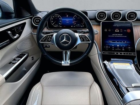 Certified 2022 Mercedes-Benz C 300 Sedan image 7